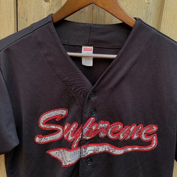 2017 Supreme Snake Script Logo Baseball Jersey Black Small - Picture 5 of 10
